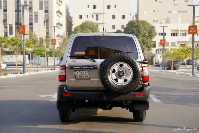 لاندكروزر Gx هدد للبيع 2