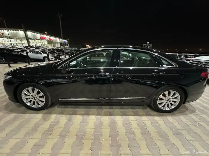 فورد تورس موديل 2022 استاندر نظيفة 5