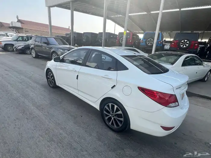 اكسنت موديل 2015 لون ابيض مستخدم الرياض 2