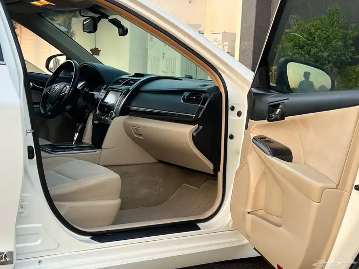 كامري 2017 فل كامل GLX بدي وكاله حتى صدامات وكاله نظيفه جدا 22