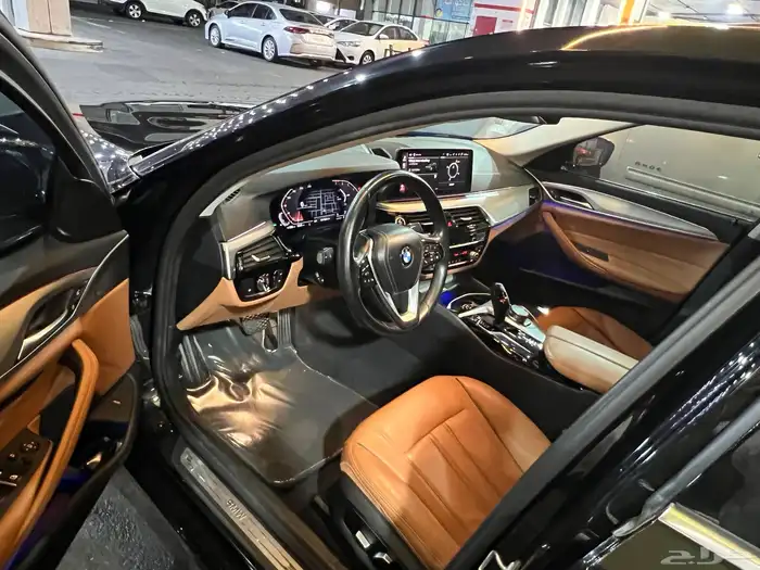 بي ام دبليو 520i للبيع 2022 6