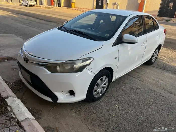 تويوتا يارس 2015 0