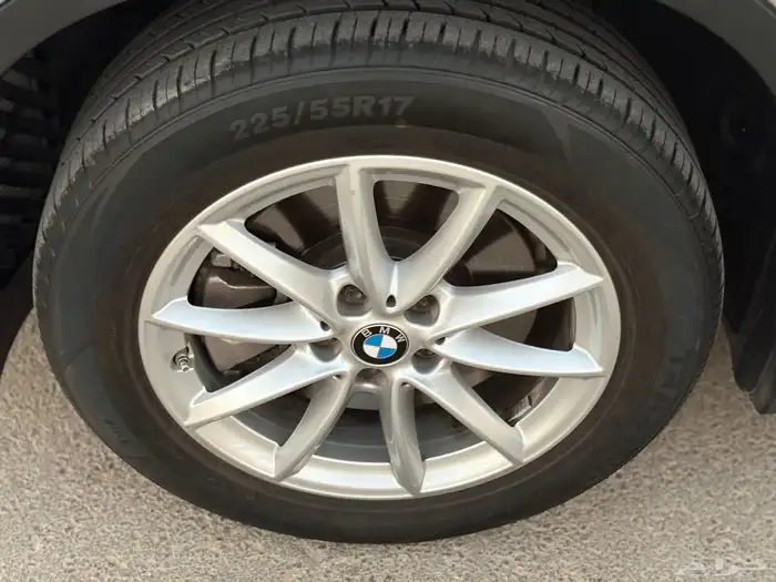 للبيع BMW X1 2022 وكاله 18