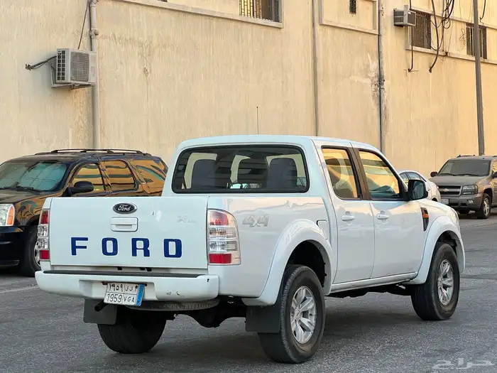 فورد رينجر موديل 2011 نظيف 11