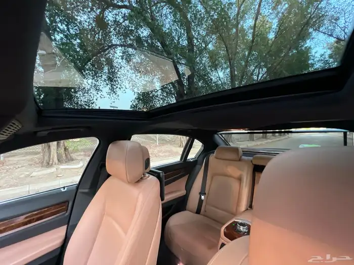 مخزن BMW 730LI الناغي 2015 مواصفات خاصة 45