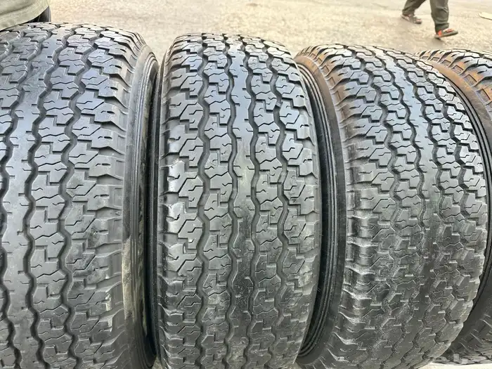 جنوط الحميد جيب ربع او شاص مع كفرات دنلوب 275.70.16 ت22 8