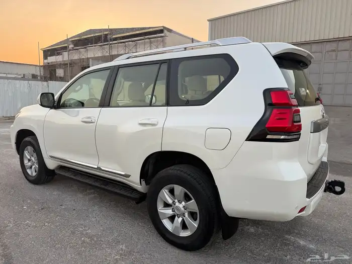 برادو 2020 سته سلندر وكاله - نظيف جدا 4