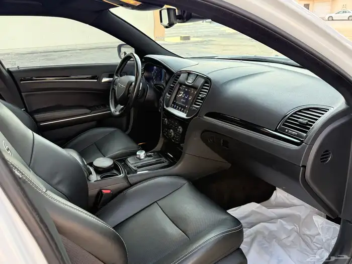 كرايزلر C300s موديل 2021 عالشرط نظيف 20