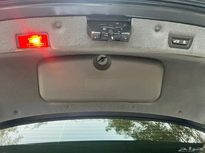 مخزن BMW 730LI الناغي 2015 مواصفات خاصة 20