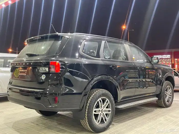 فورد ايفرست 2025 XLS ديزل دبل 7 مقاعد توكيلات الجزيره- 2.0D 4