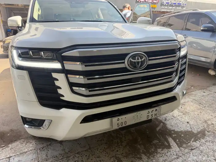 شمعات لاندكروزر 2022_2023 _2024_2025 2