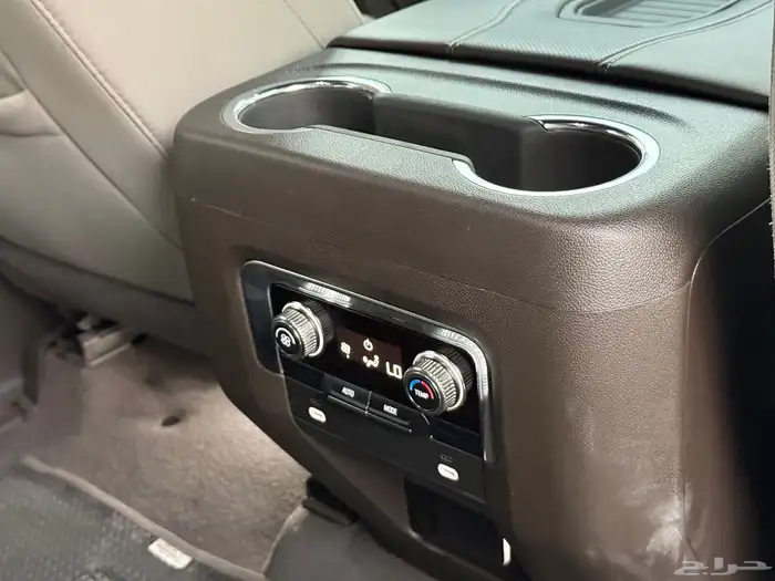 يوكن SLE موديل 2023 قصير دبل شرط 39