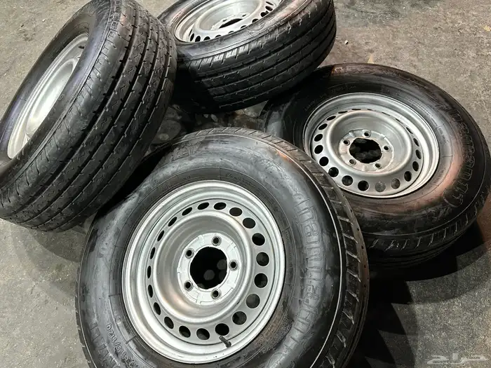 كفرات شاهين هامان مع جنوط هلل خمسه مسمار مقاس 17 جيب 5