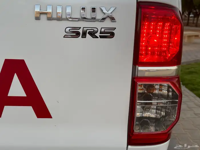 هايلوكس تويوتا غمارتين 2013 سوبر GLX سعودي شبه جديده مخزنه 10