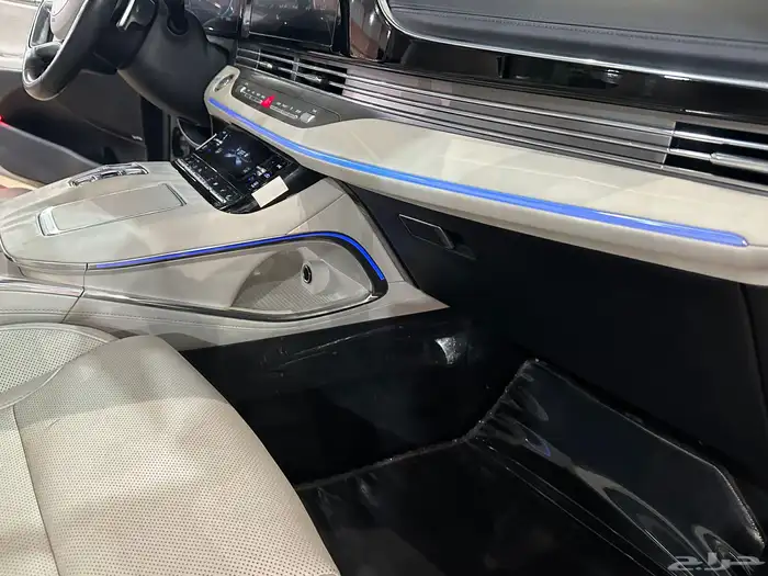 ازيرا بريميوم V6 موديل 2022 فل كامل 23