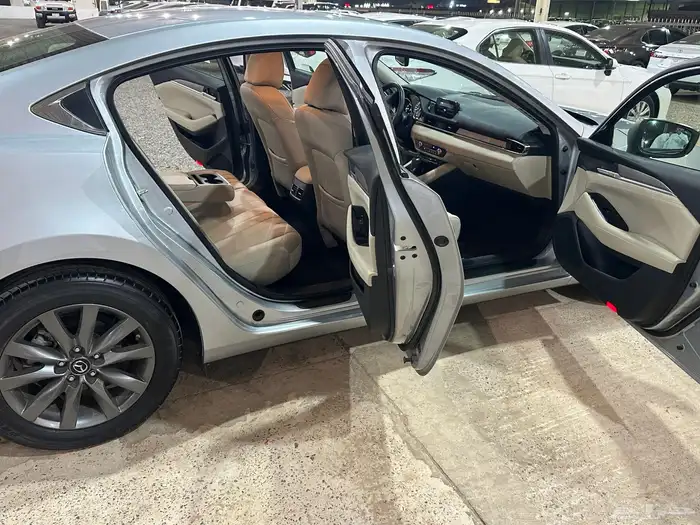 مازدا 6 موديل 2023 عداد قليل بحالة الوكالة 20