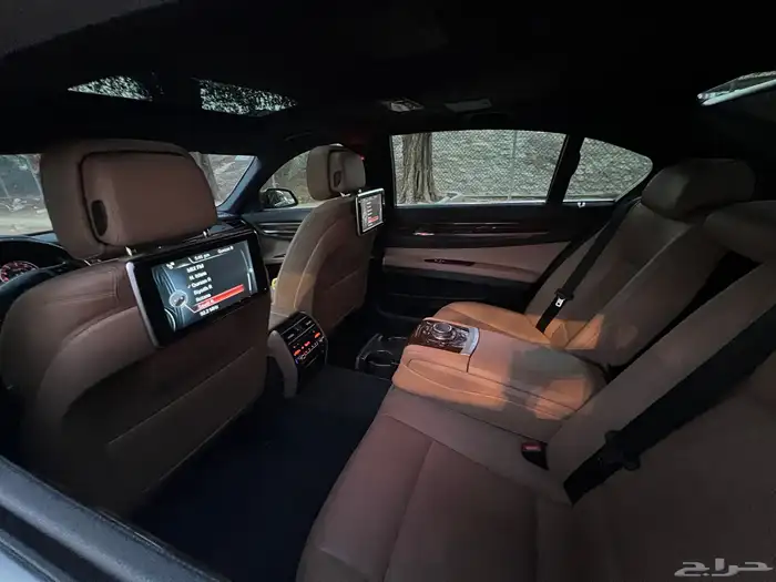 مخزن BMW 730LI الناغي 2015 مواصفات خاصة 78