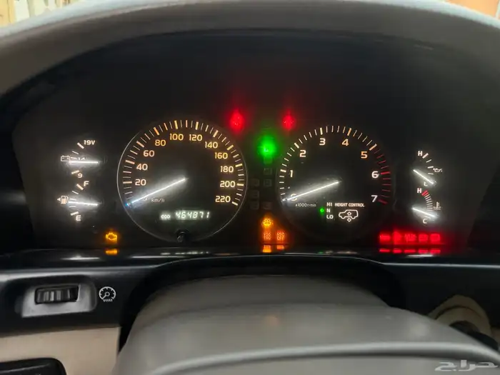 للبيع صالون لكزس 16