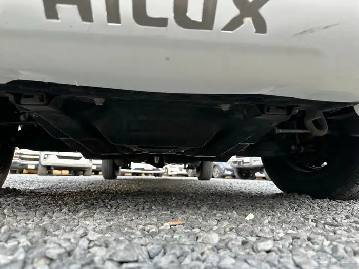 هايلوكس غمارتين بنزين مديل 2015 GLX مخزن 37