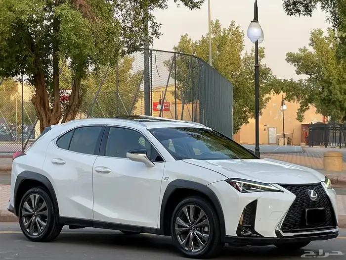 لكزس-UX200-2020(ممشى30الف)اف سبورت بحاله الوكاله 12