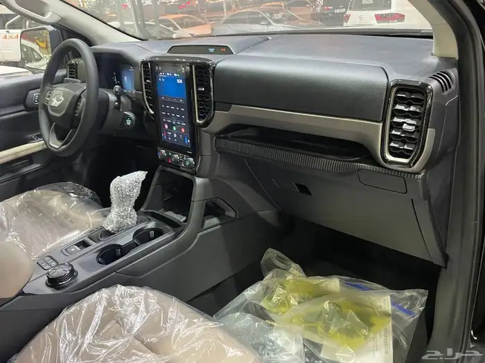 فورد ايفرست 2025 XLS ديزل دبل 7 مقاعد توكيلات الجزيره- 2.0D 21