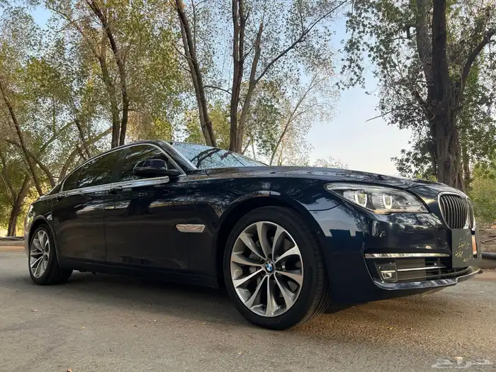 مخزن BMW 730LI الناغي 2015 مواصفات خاصة 8