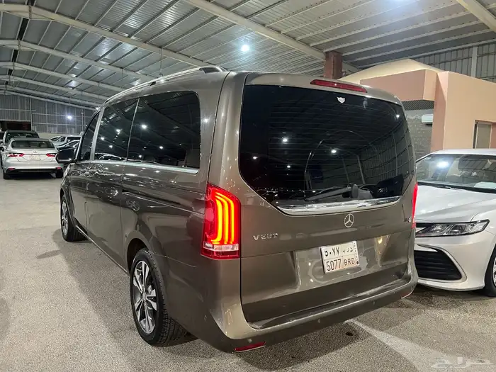 مرسيدس فان V250 فل كامل 2017 4