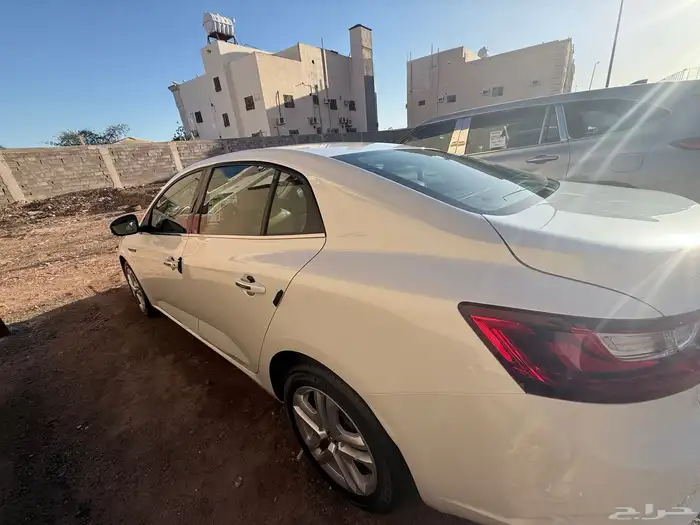 سياره رينو ميجان موديل 2020 5