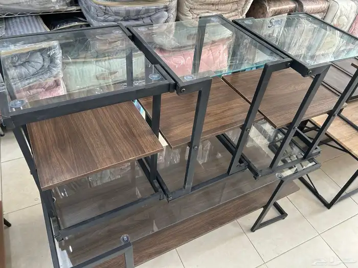 يوجد الينا طولات ارضيه وطولان طعام وطولات داخل 1