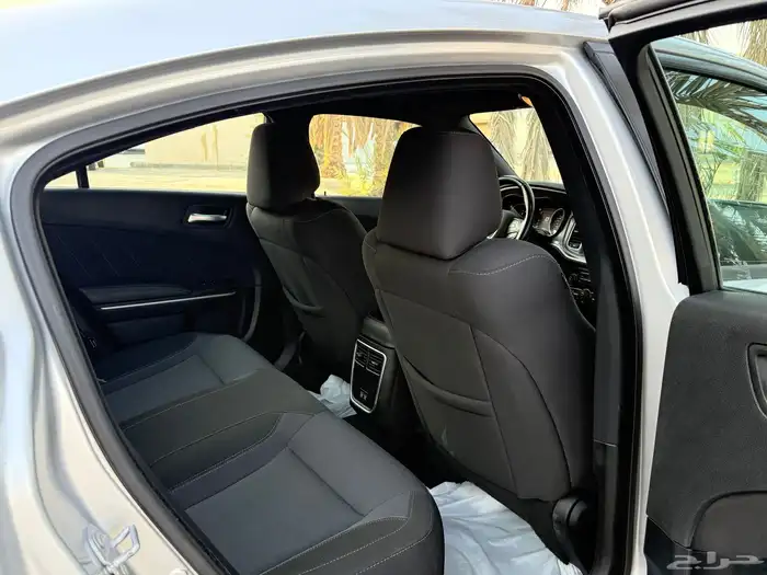 دوج تشارجر SXT موديل 2020 27