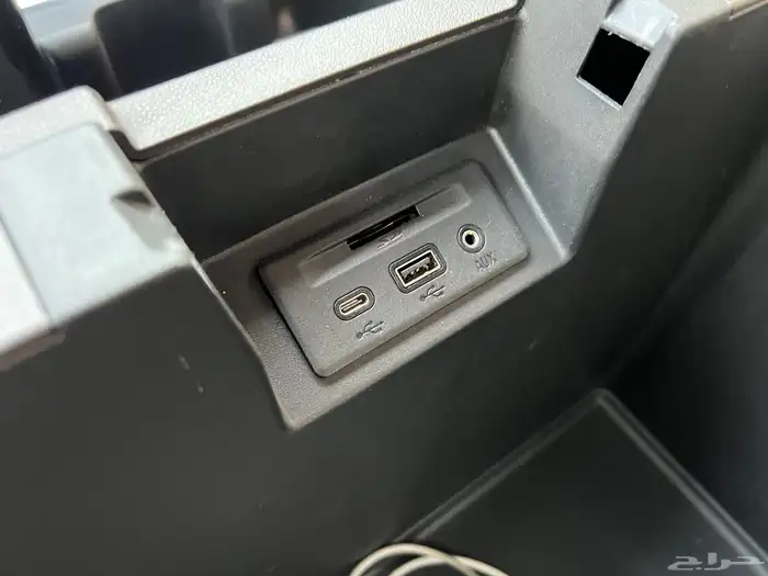 شيفرولية سلفرادو 2021 سعودي RST قير علاق 8 سرندل شبه جديد 17