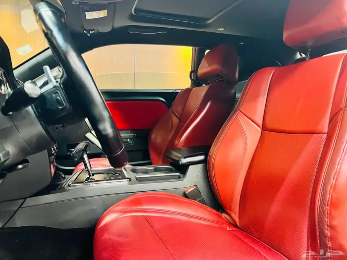 دودج تشالنجر 2014 RT V8 ( بحاله ممتازه) 9