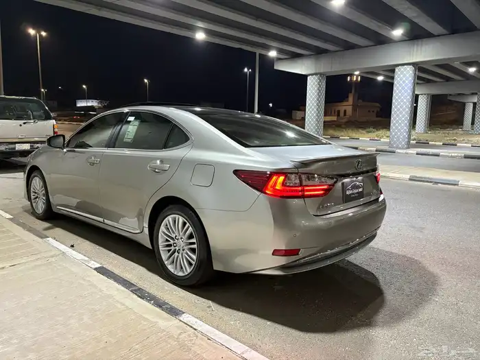 لكزس 2016 مخزنة 9