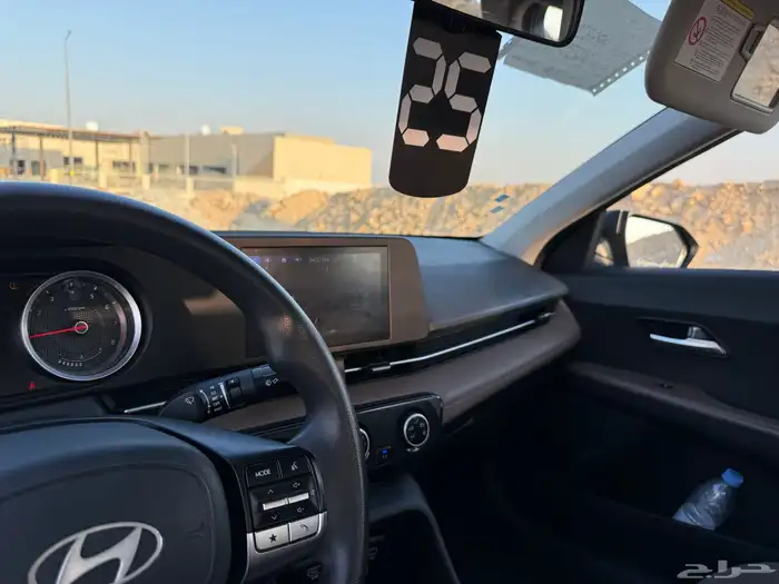 اكسنت 2025 لون رمادي 33