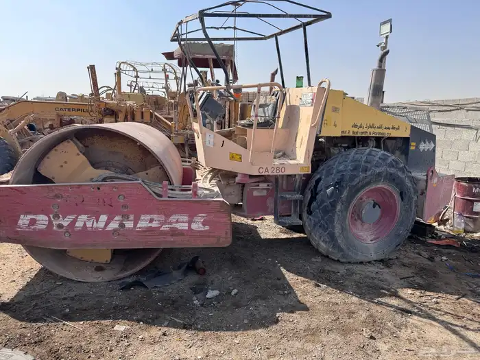 مجموعة معدات للبيع كلها شغلات 15