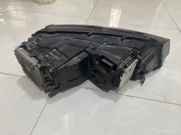 شمعة اودي a8 1