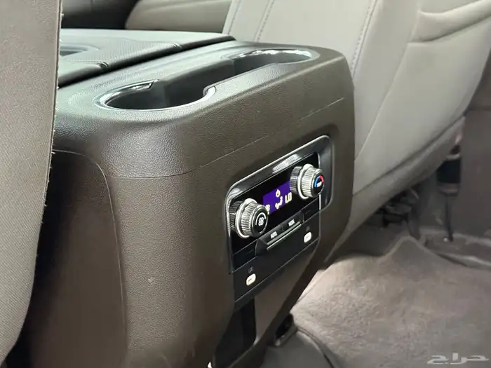 يوكن SLE موديل 2023 قصير دبل شرط 34