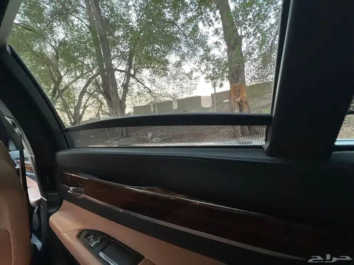 مخزن BMW 730LI الناغي 2015 مواصفات خاصة 90