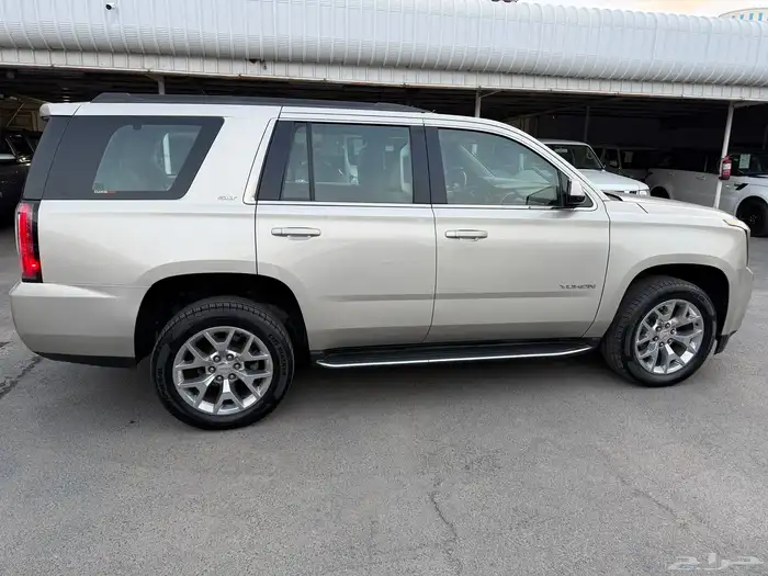 يوكن 2017 SLT دبل فل كامل سعودي 11