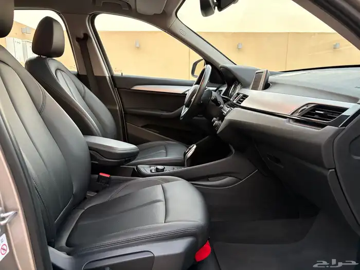 للبيع BMW X1 2022 وكاله 24