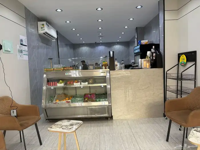 محل عصيرات طبيعه بالطايف للتقبيل شارع التلفزيون 2