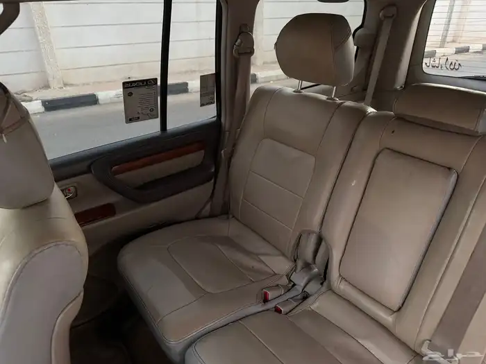 للبيع صالون لكزس 17