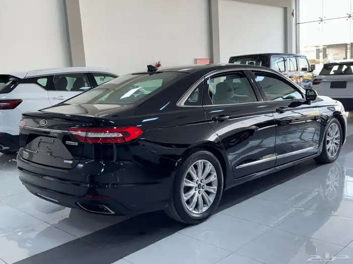 فورد توروس 2022 امبيانتي 3