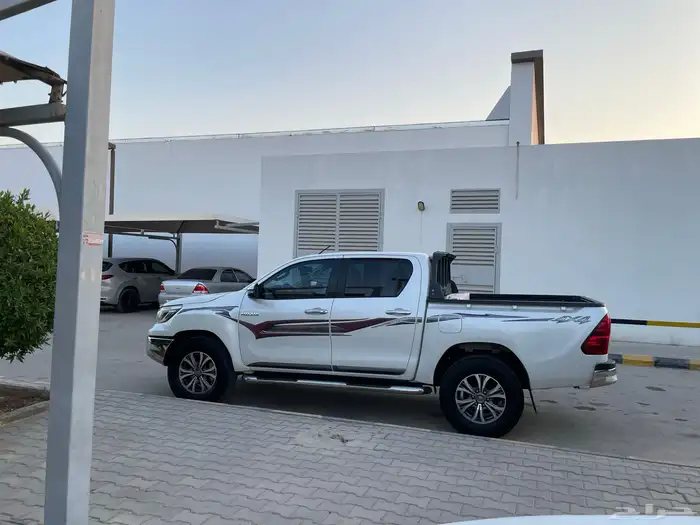 للبيع هايلكس 2018 سعودي 1