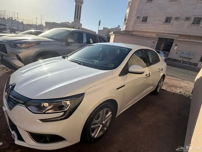 سياره رينو ميجان موديل 2020 13