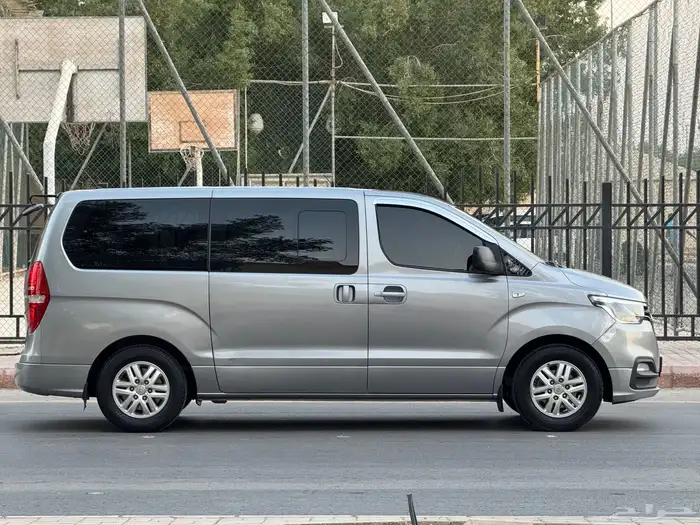 هونداي H1 2020 فل ديزل 12 راكب 14