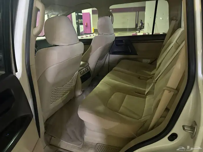 لاندكروزر 1