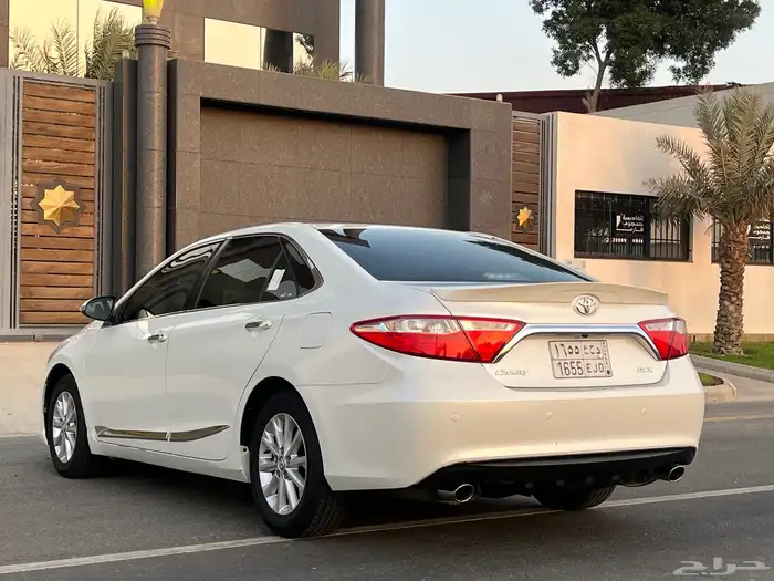 كامري 2017 فل كامل GLX بدي وكاله حتى صدامات وكاله نظيفه جدا 11