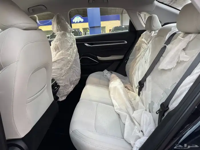 جيلي امجراند 2025 عداد 39 الف 8