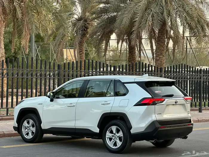 تويوتا راف فور موديل 2021 نص فل سعودي هايبرد 9